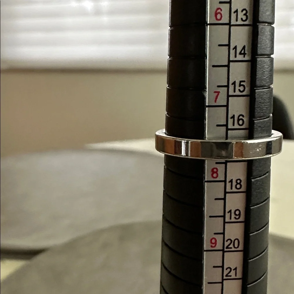 Set/4 Silver Stack Rings - Picture 4 of 6